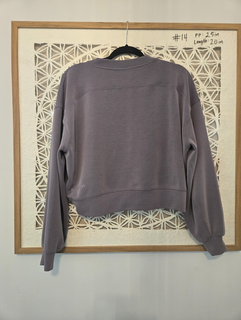 Lululemon Perfectly Oversized Cropped Lavender Crewneck Sweatshirt Size 6 - Picture 9 of 9
